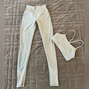 ALOSOFT leggings and sports bra in heather grey. Leggings XXS sports bra XS